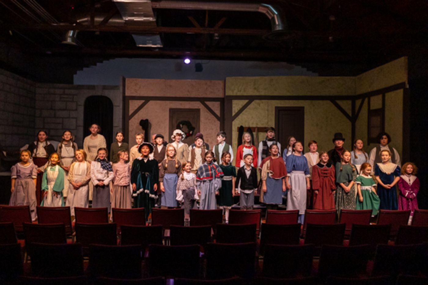 Photos: First look at Hilliard Arts Council's A CHRISTMAS CAROL  Image
