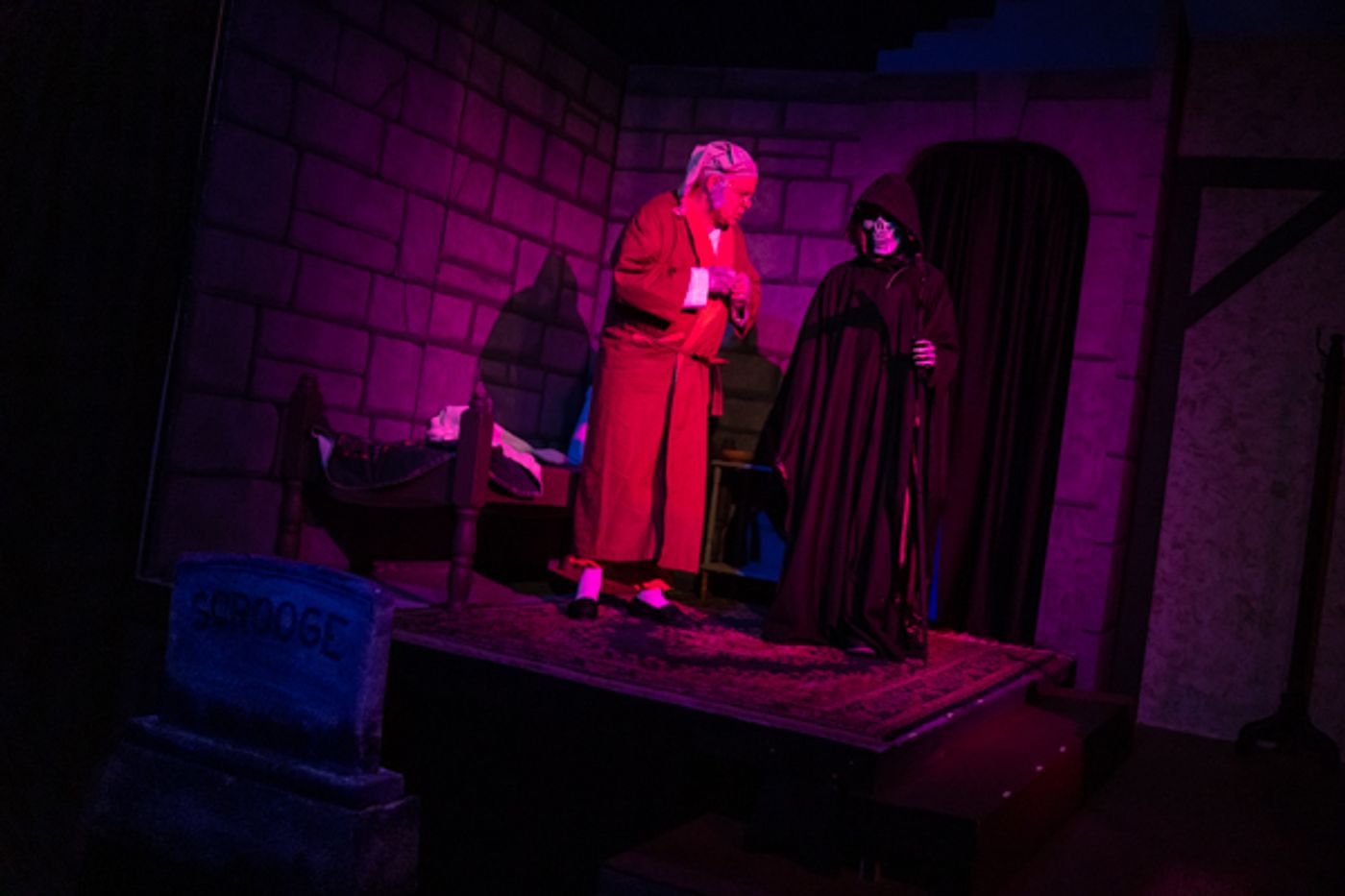 Photos: First look at Hilliard Arts Council's A CHRISTMAS CAROL  Image