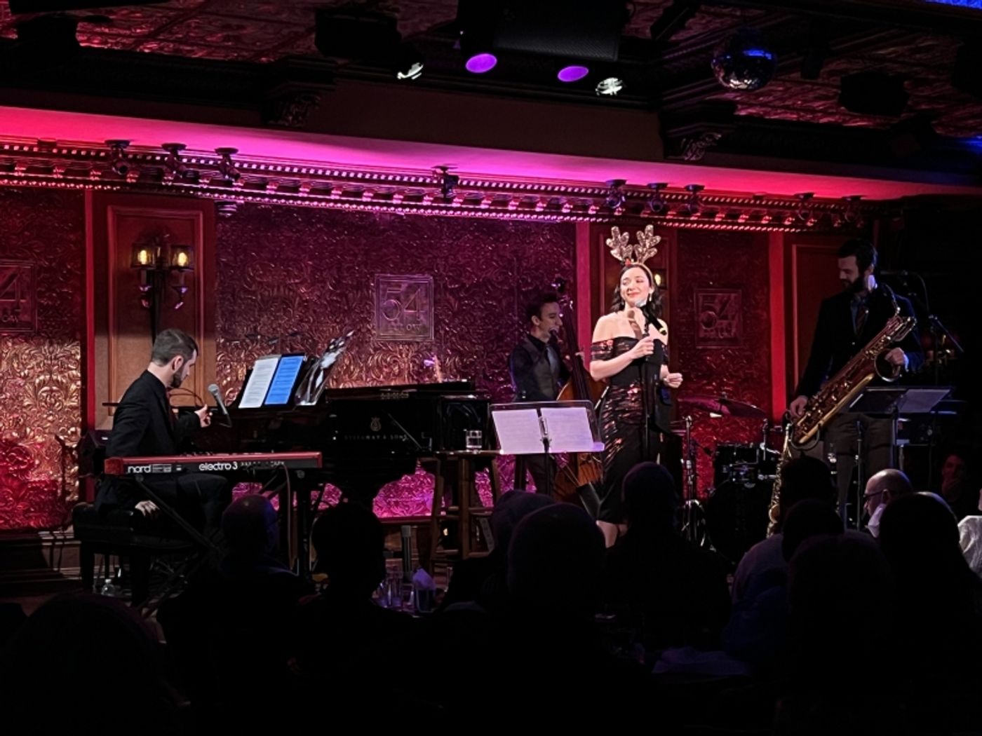 Review: Julie Benko & Jason Yeager Bring the Holiday Cheer in HAND IN HAND at 54 Below  Image