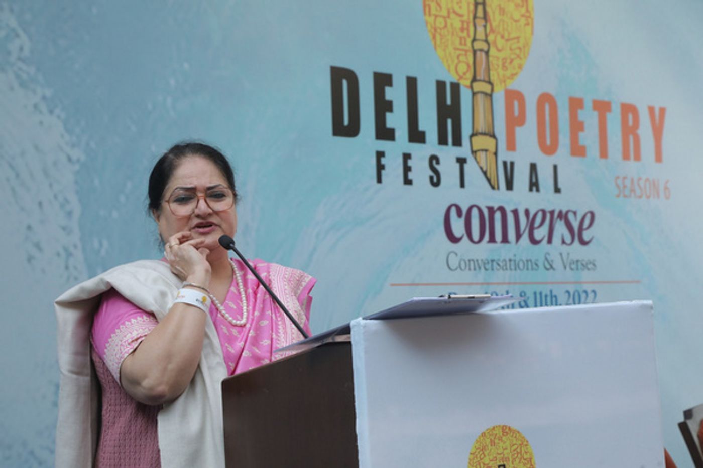 Photos: DEHLI POETRY FESTIVAL Season 6 Celebrates The Magical Power Of Poetry Photos: DEHLI POETRY FESTIVAL Season 6 Celebrates The Magical Power Of Poetry Image