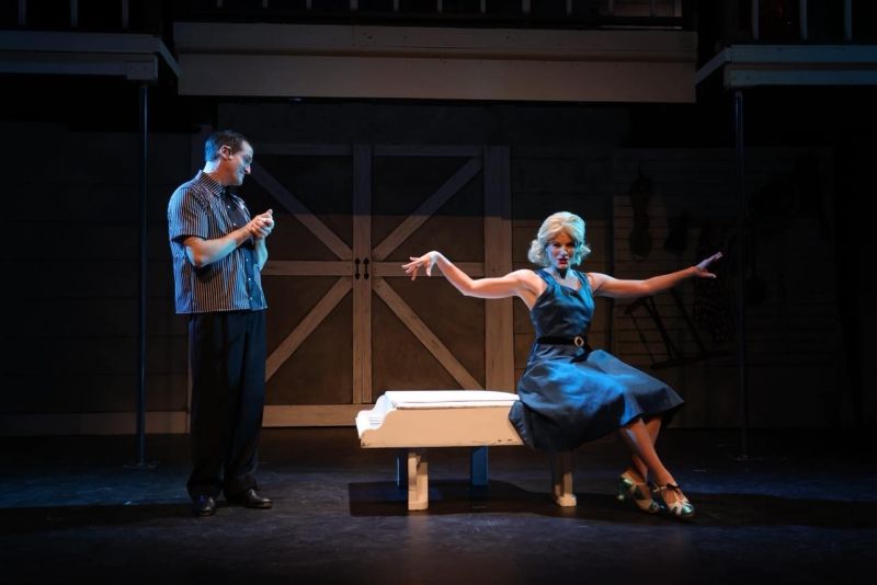 Review: WHITE CHRISTMAS at Argenta Community Theatre Gets You in the Holiday Mood  Image