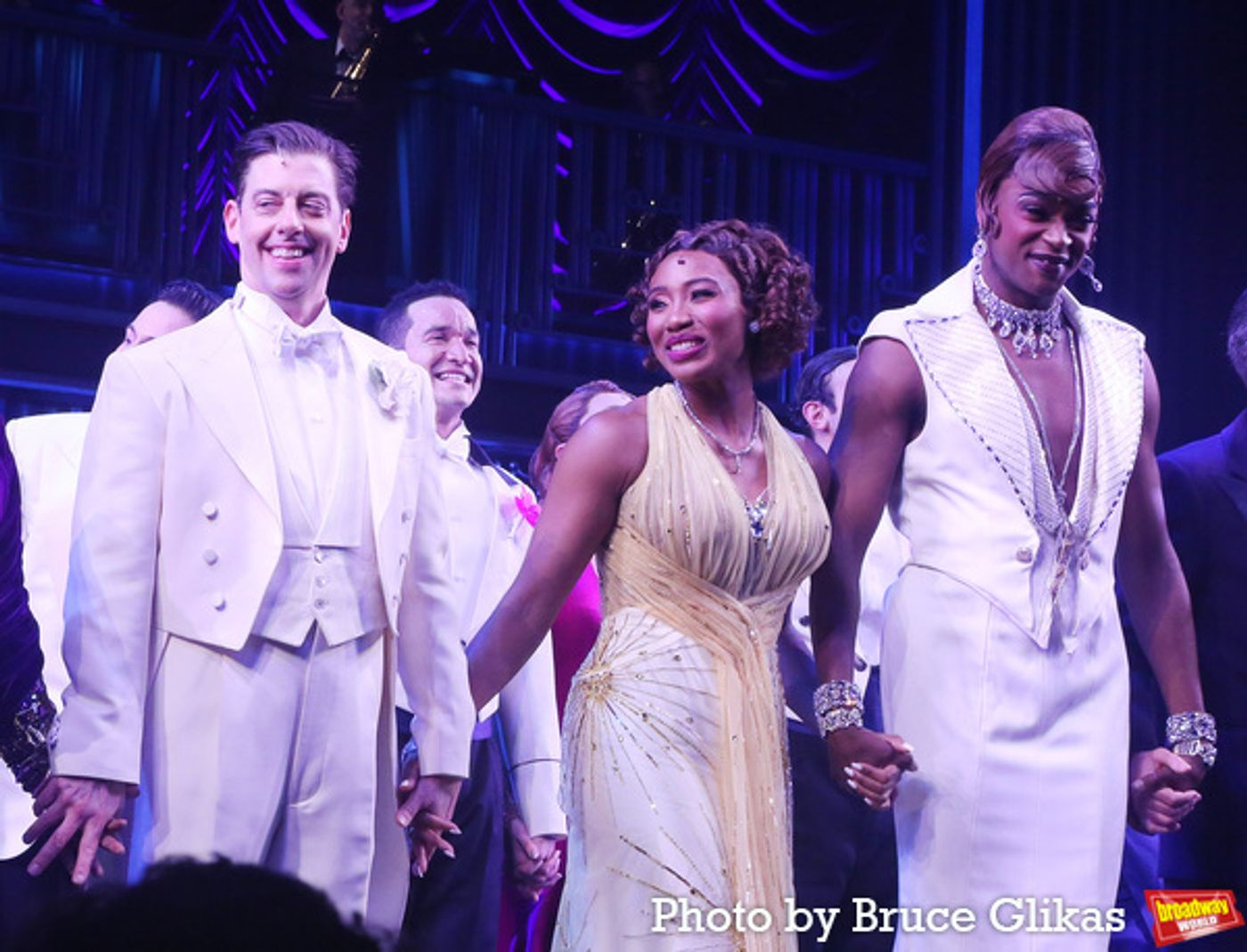 Photos: The Cast of SOME LIKE IT HOT Takes Their Opening Night Bows  Image