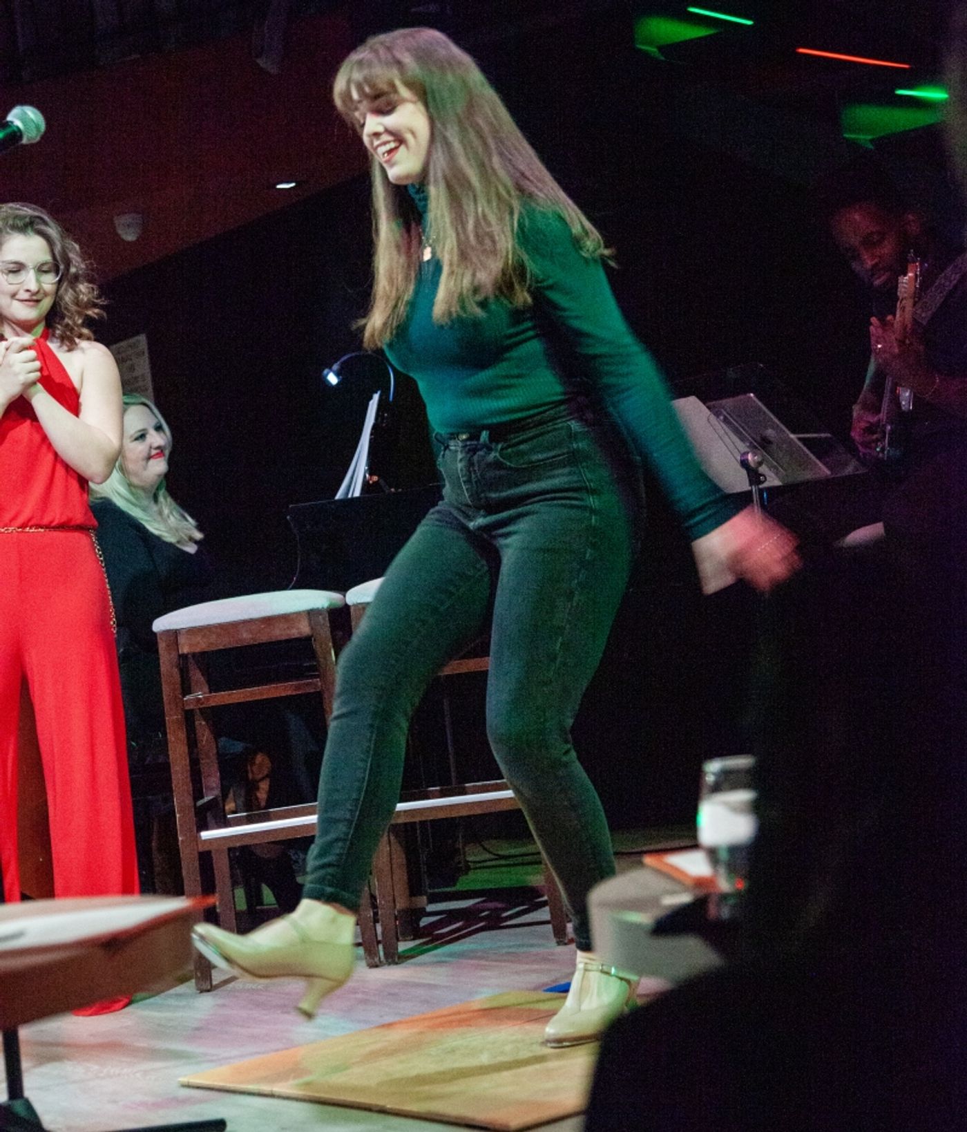 Review: Abigail Brooks Makes NYC Debut With JOYFUL AND TRIUMPHANT at Chelsea Table + Stage  Image
