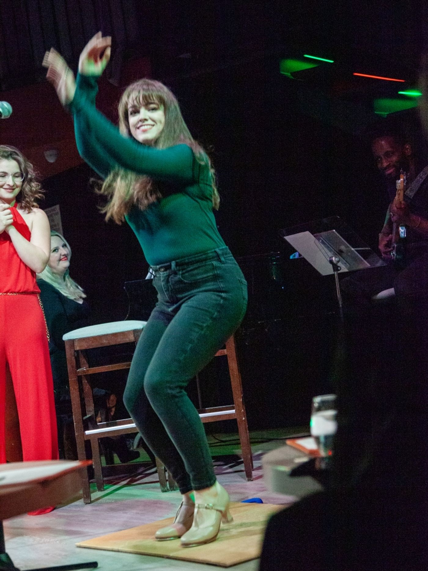 Review: Abigail Brooks Makes NYC Debut With JOYFUL AND TRIUMPHANT at Chelsea Table + Stage  Image