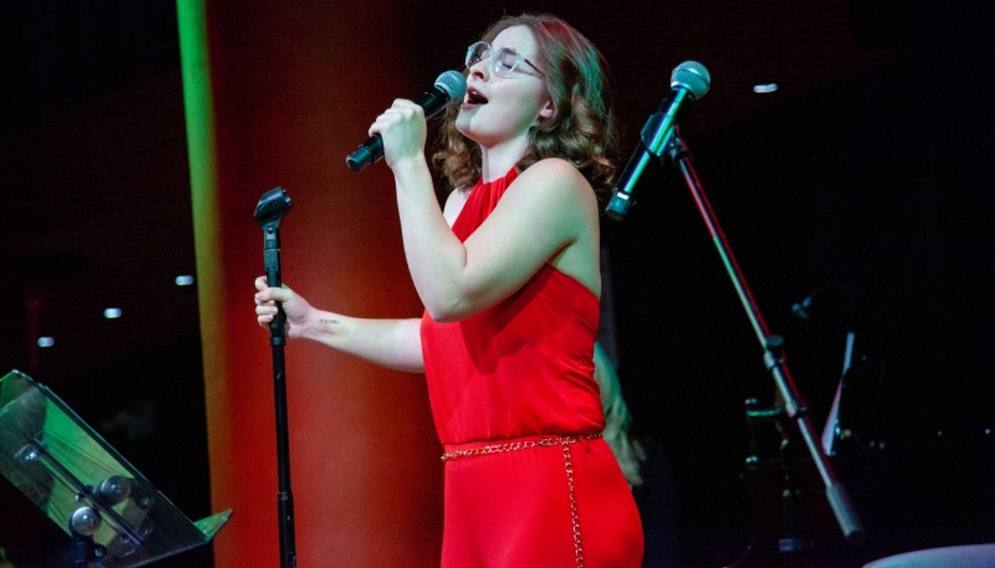 Review: Abigail Brooks Makes NYC Debut With JOYFUL AND TRIUMPHANT at Chelsea Table + Stage  Image