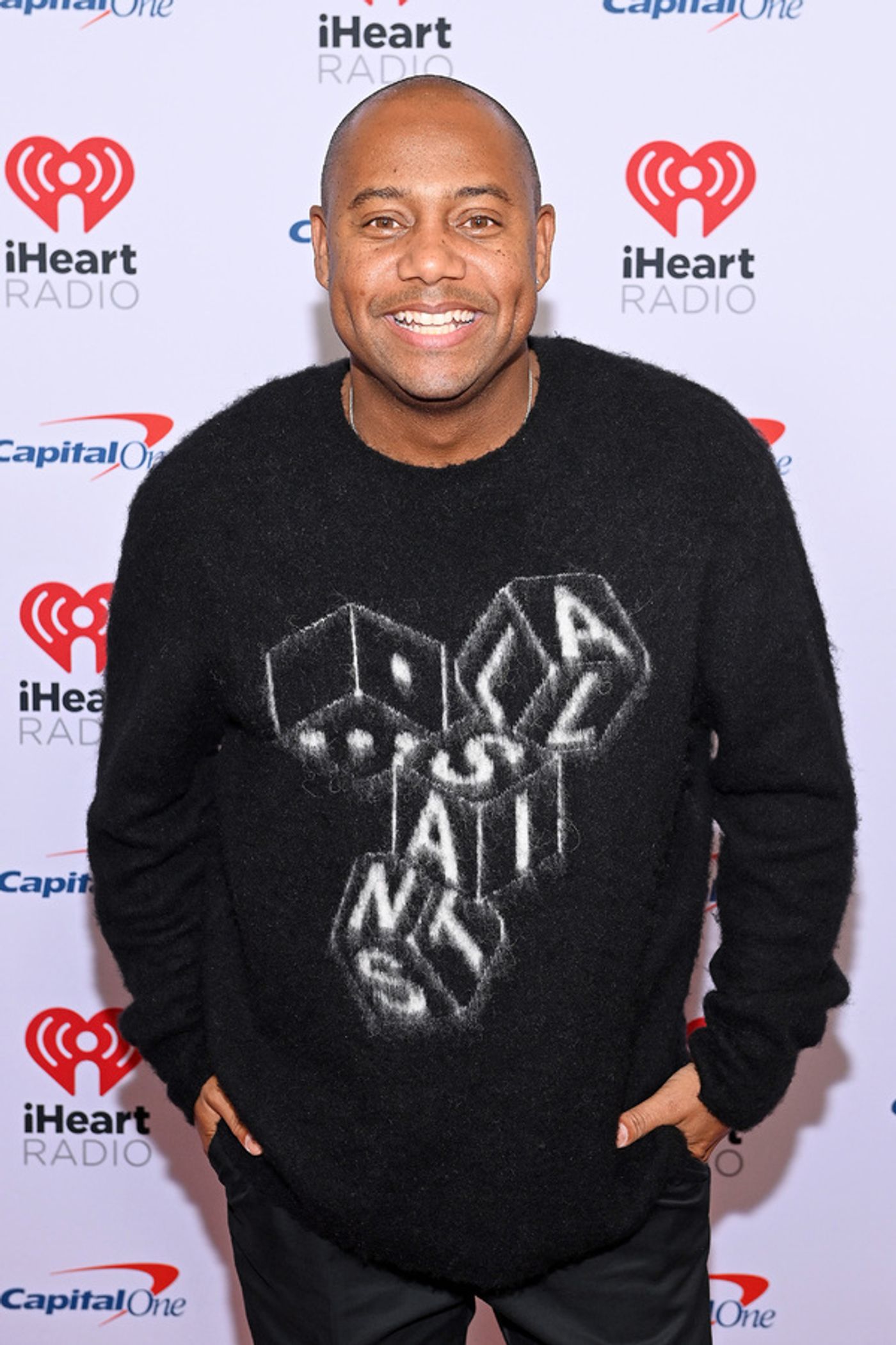 Photos: Dove Cameron, Dua Lipa & More Attend iHeart Radio's Jingle Ball  Image