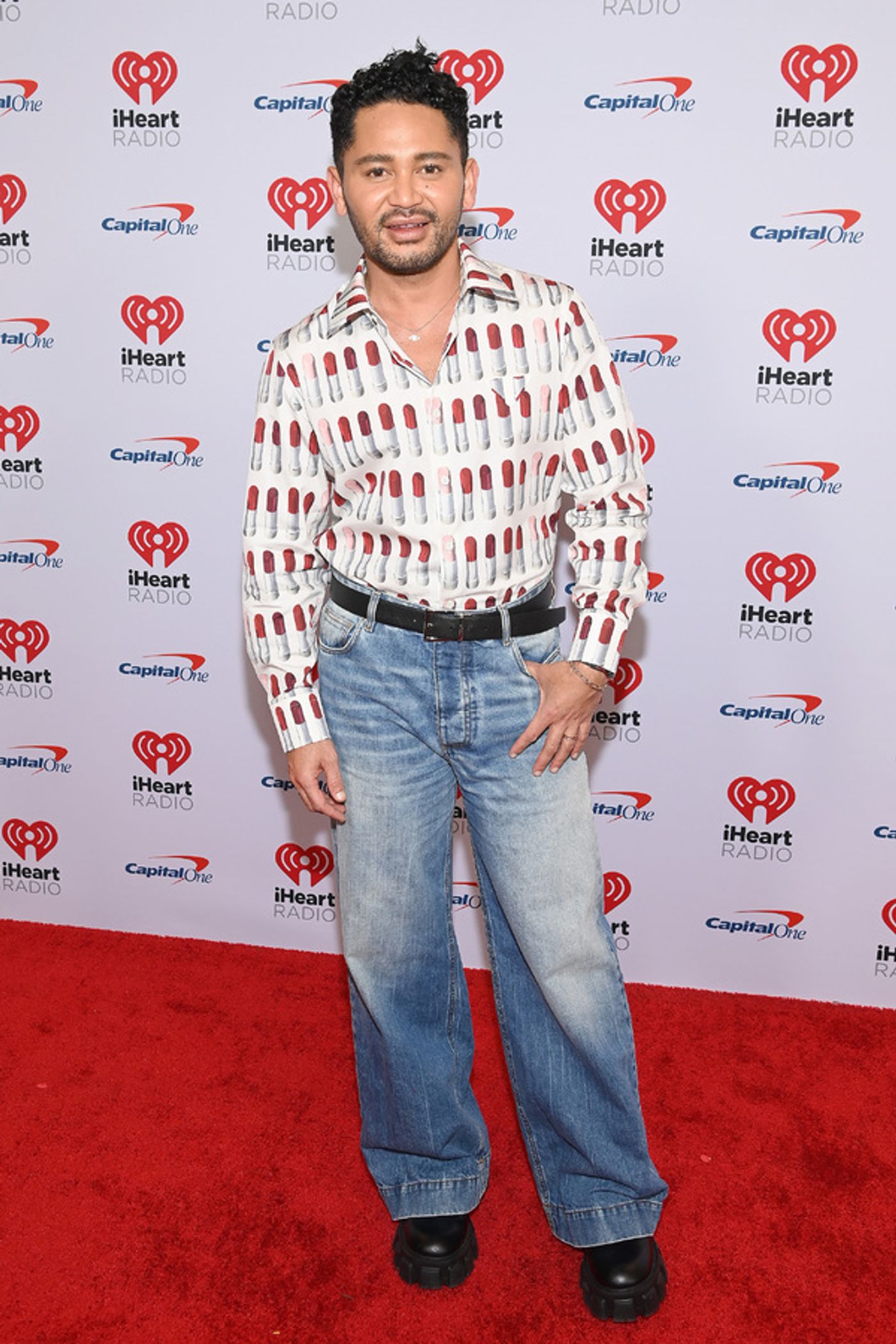 Photos: Dove Cameron, Dua Lipa & More Attend iHeart Radio's Jingle Ball  Image