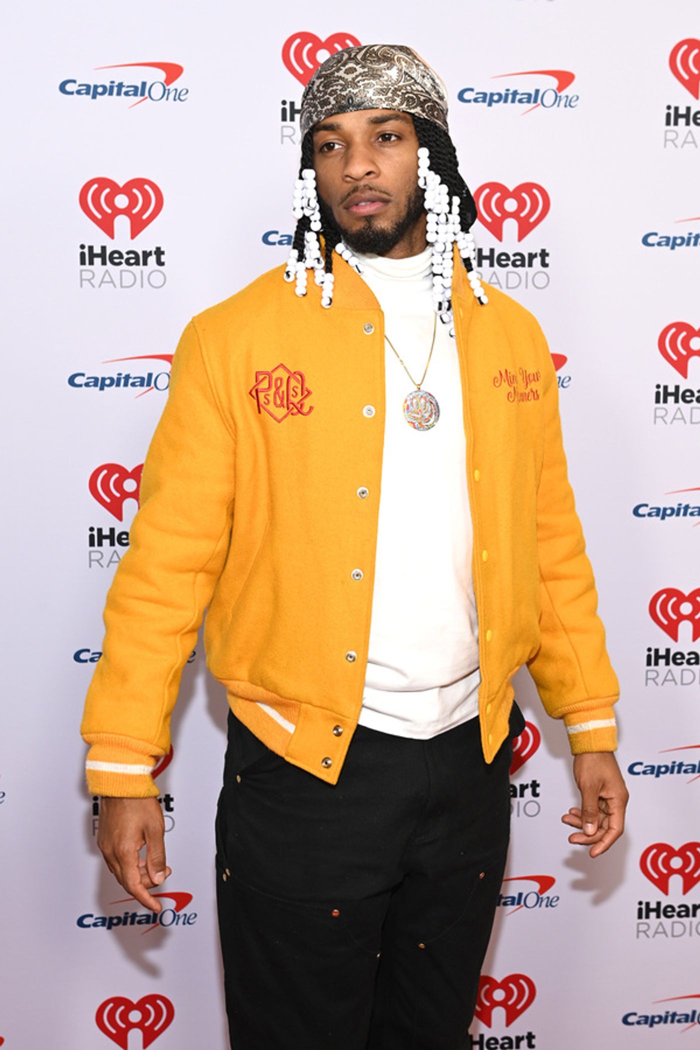 Photos: Dove Cameron, Dua Lipa & More Attend iHeart Radio's Jingle Ball  Image