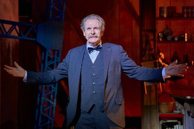 Robert Bathurst  Photo