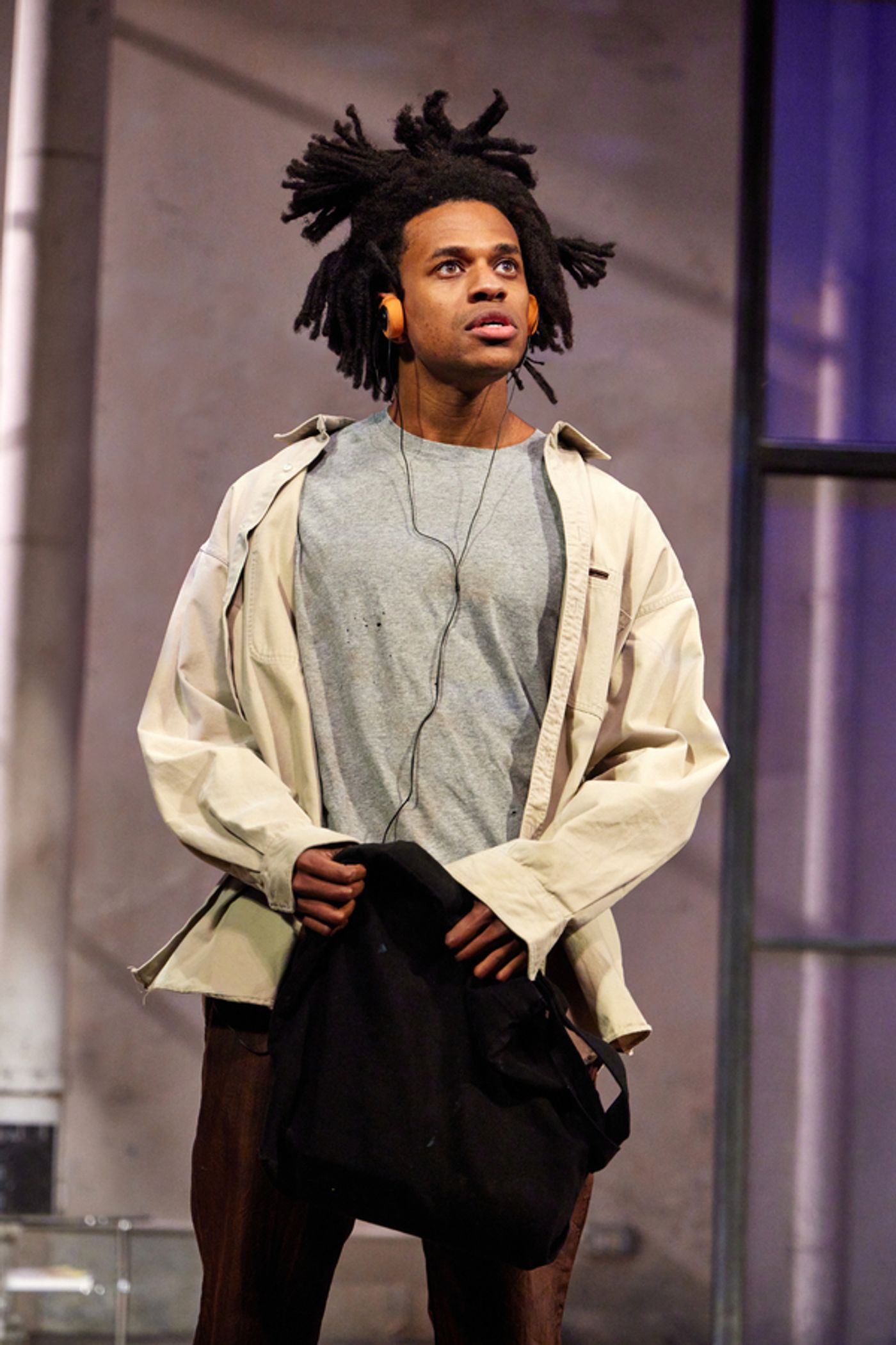 Photos: First Look at Paul Bettany and Jeremy Pope in THE COLLABORATION  Image