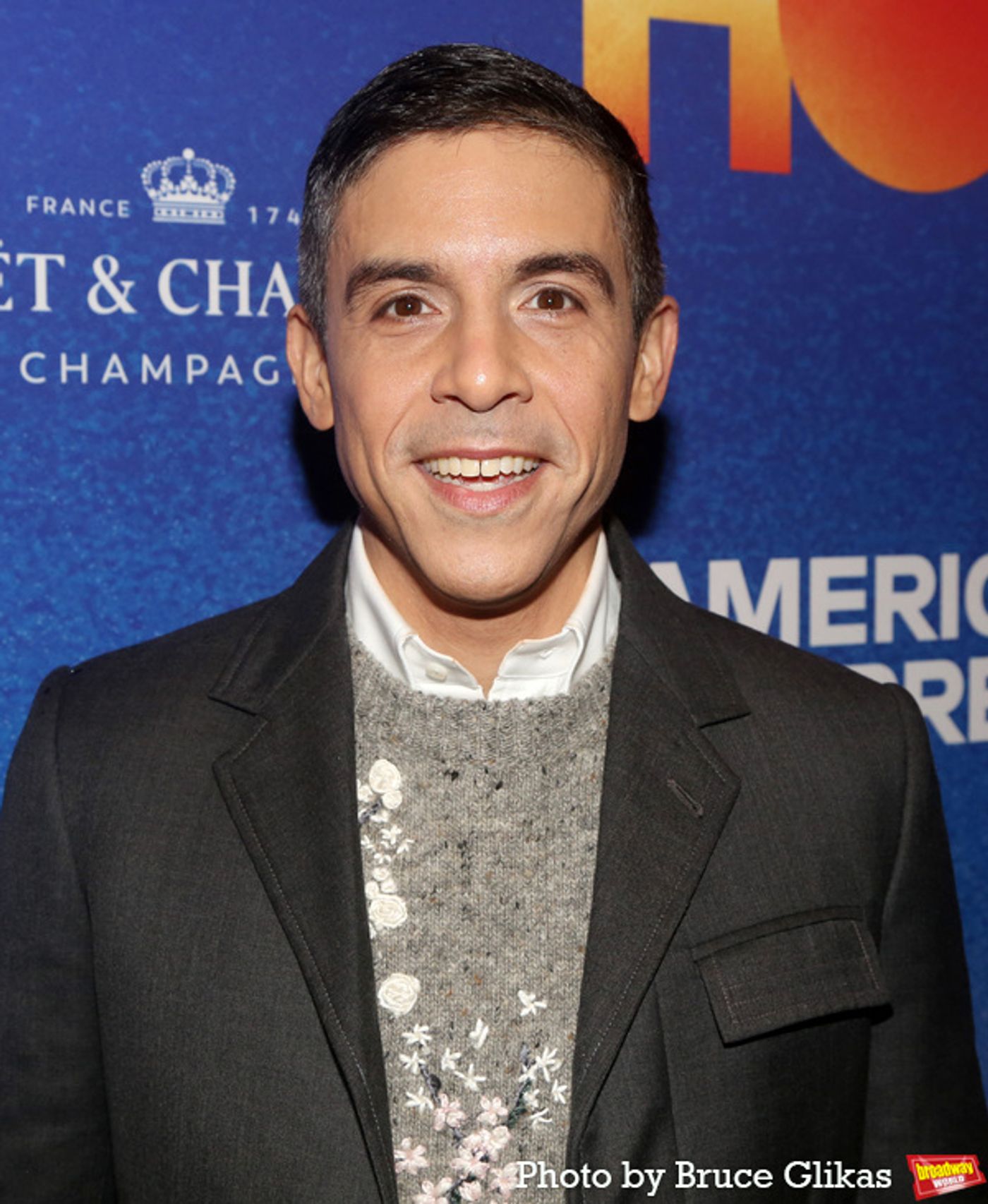 Photos: On the Red Carpet of SOME LIKE IT HOT Opening Night  Image