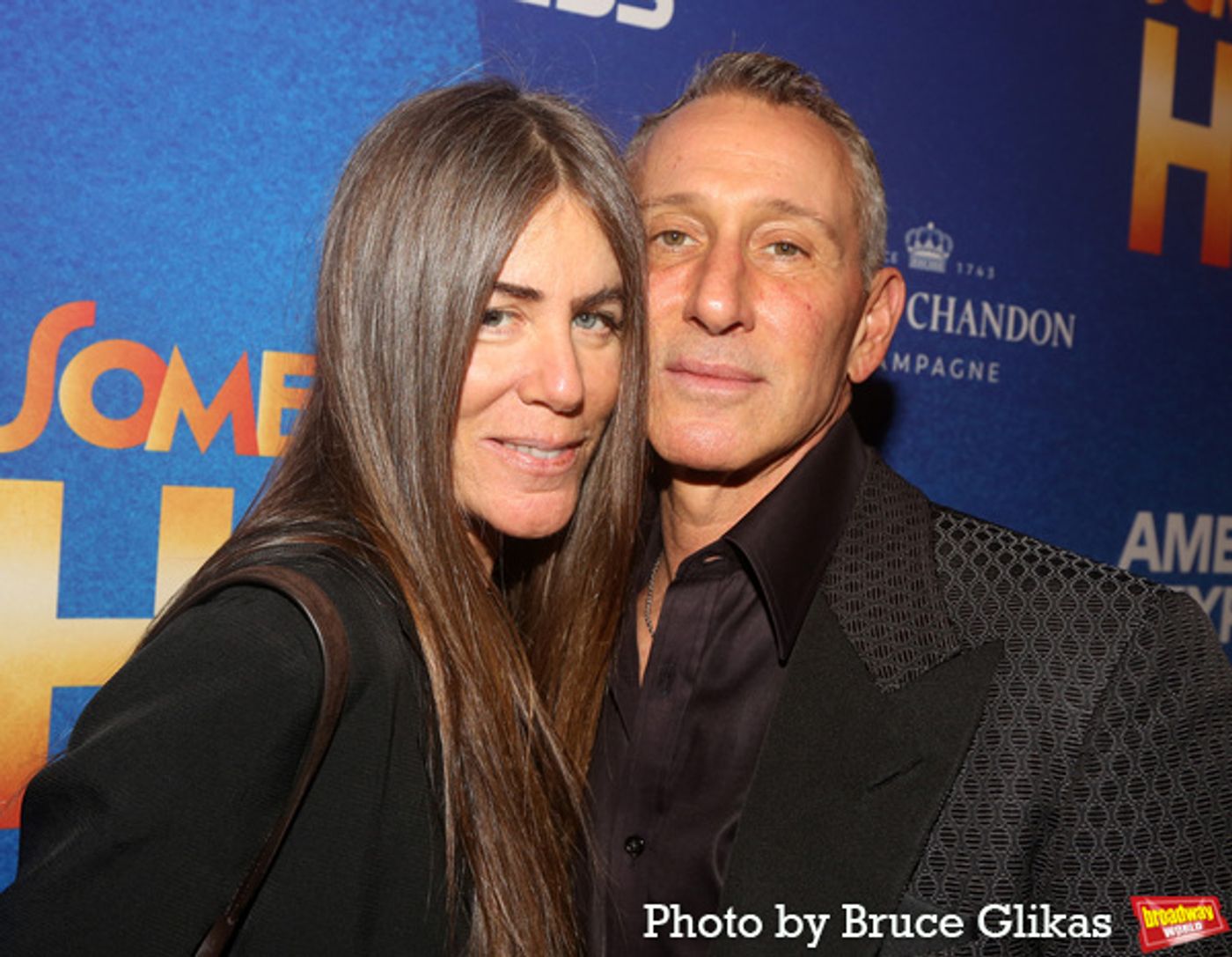 Photos: On the Red Carpet of SOME LIKE IT HOT Opening Night  Image