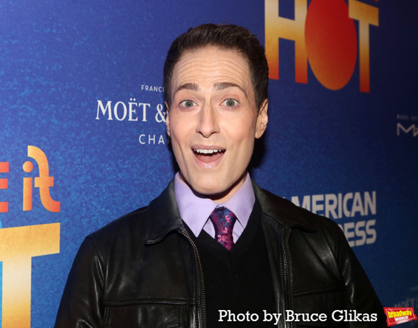 Photos: On the Red Carpet of SOME LIKE IT HOT Opening Night  Image