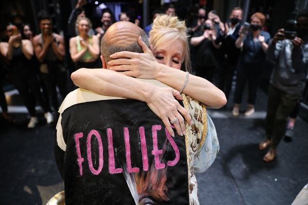 Photos: Inside the SOME LIKE IT HOT Legacy Robe Ceremony  Image