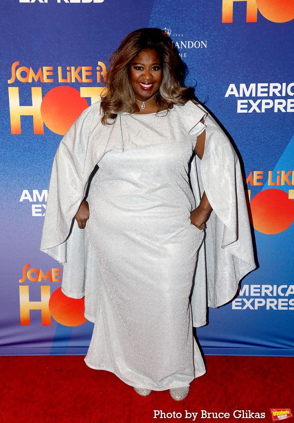 Photos: SOME LIKE IT HOT Cast Strikes a Pose on Opening Night — photo 15 of 86