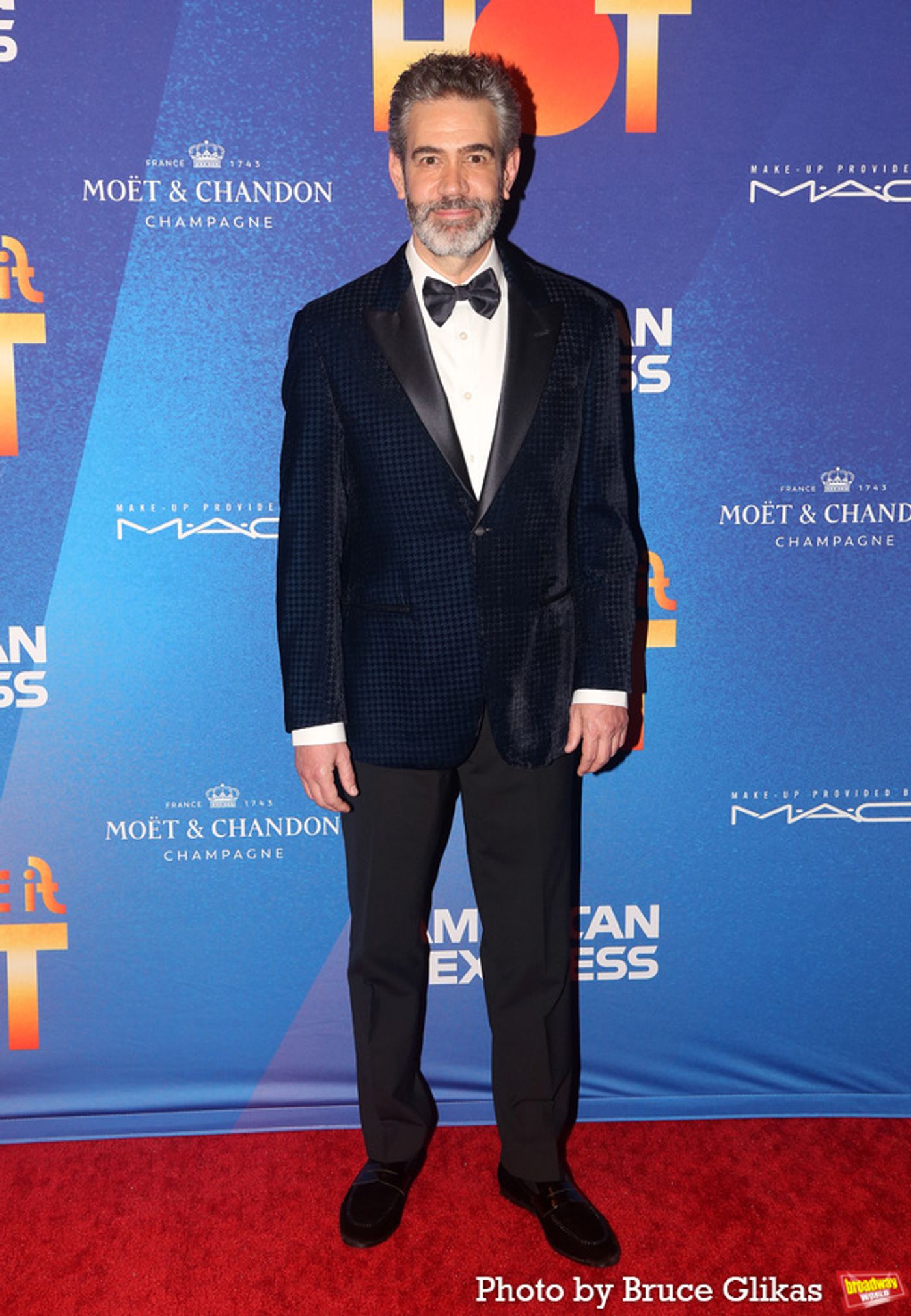 Photos: SOME LIKE IT HOT Cast Strikes a Pose on Opening Night  Image