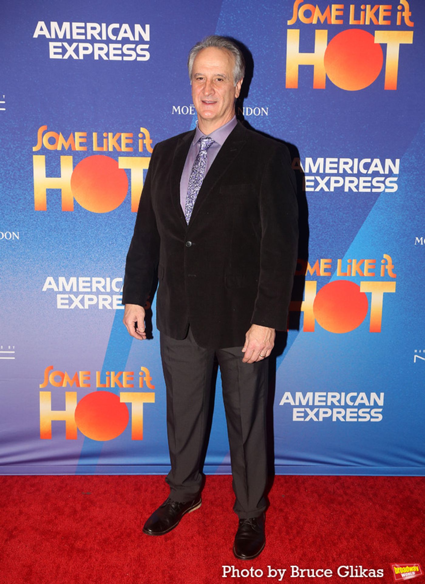 Photos: SOME LIKE IT HOT Cast Strikes a Pose on Opening Night  Image