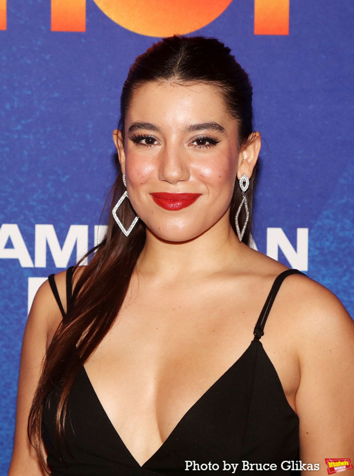 Photos: SOME LIKE IT HOT Cast Strikes a Pose on Opening Night  Image