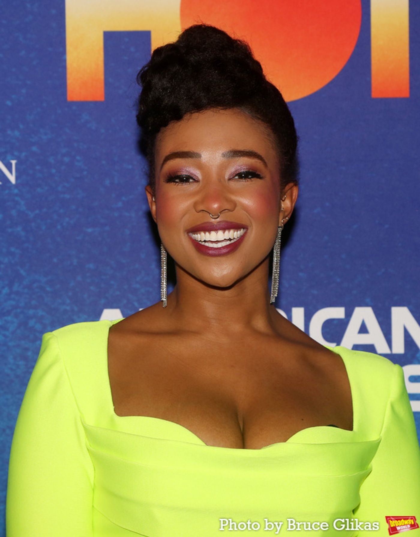 Photos: SOME LIKE IT HOT Cast Strikes a Pose on Opening Night  Image