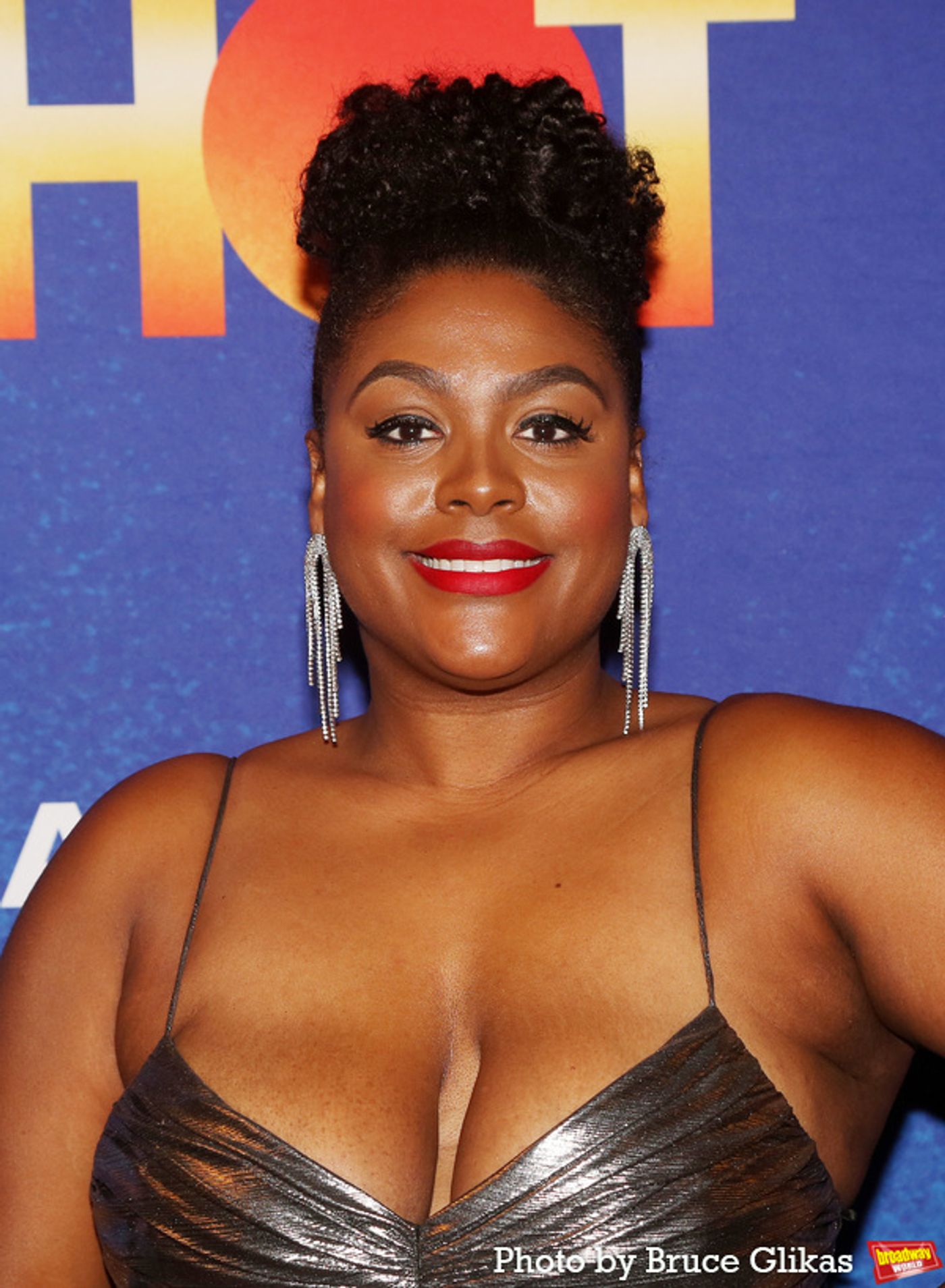 Photos: SOME LIKE IT HOT Cast Strikes a Pose on Opening Night  Image