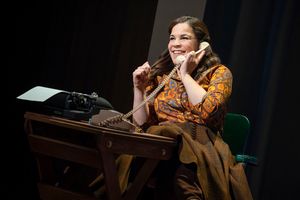 Lindsay Mendez Photo