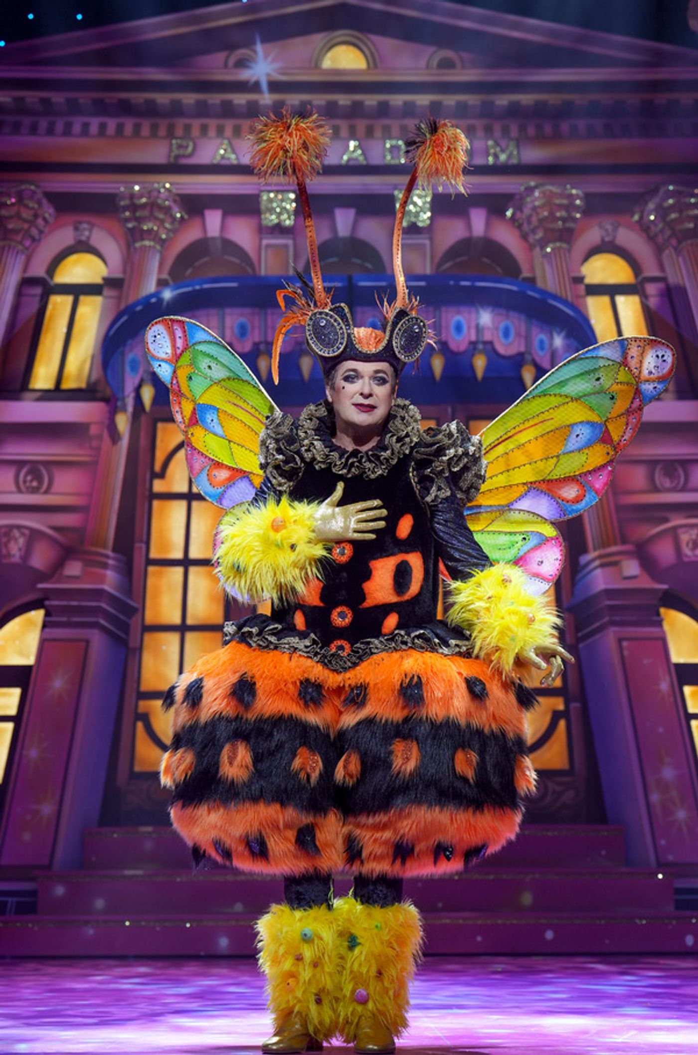 Photos: First Look at JACK AND THE BEANSTALK at the London Palladium  Image