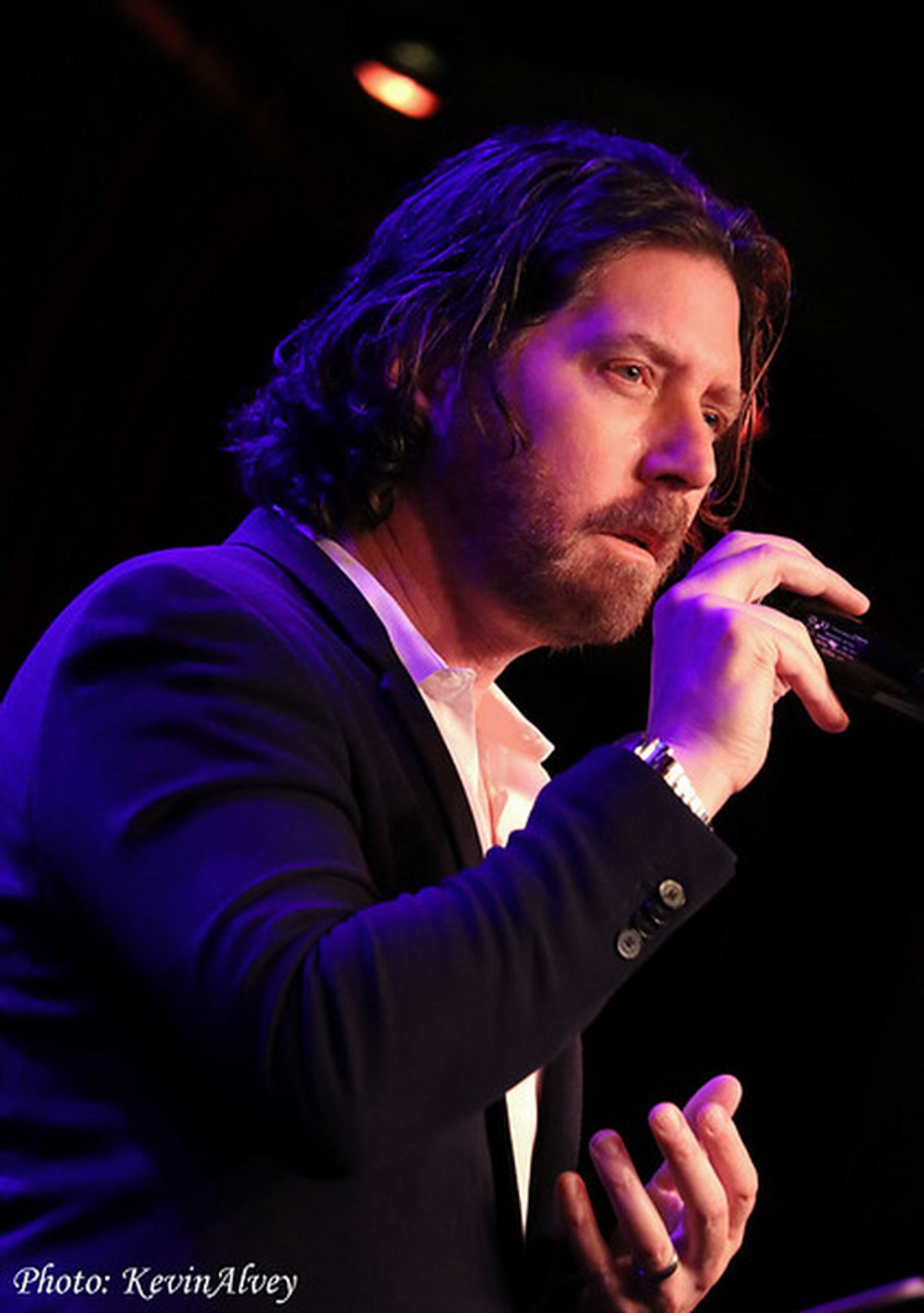 Photos: James Barbour Celebrates The Season At Birdland  Image