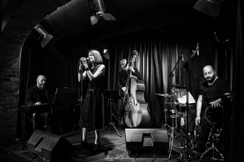 Review: SANS TOI AVEC MOI L'AMORE DOPO L'AMORE al TEATRO PETROLINI  Image