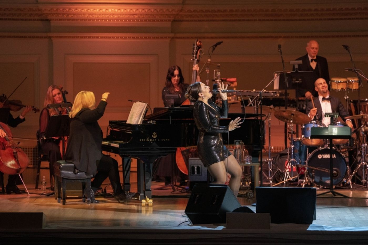 Review: Jessica Vosk GET HAPPY Gives Carnegie Hall A Merry Little Christmas  Image
