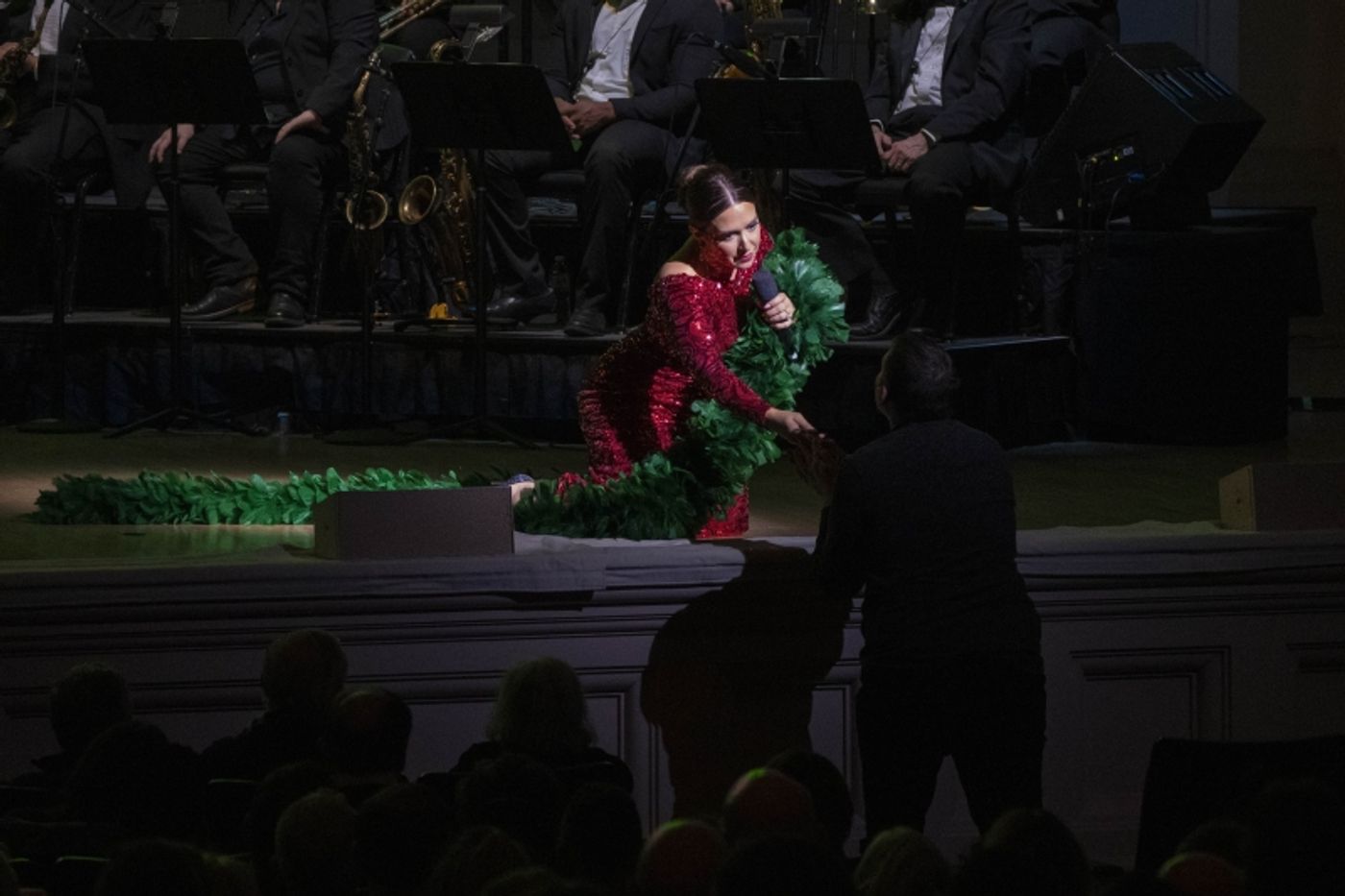 Review: Jessica Vosk GET HAPPY Gives Carnegie Hall A Merry Little Christmas  Image