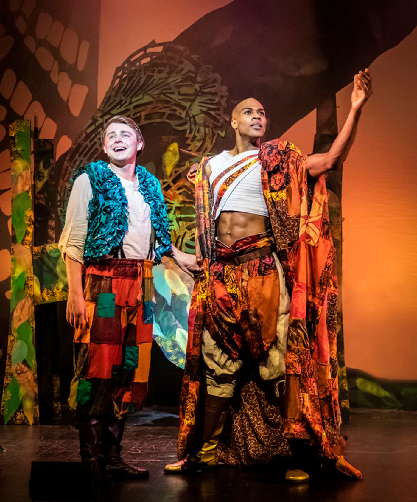 Photos: First Look at CLAUS THE MUSICAL at the Lowry  Image