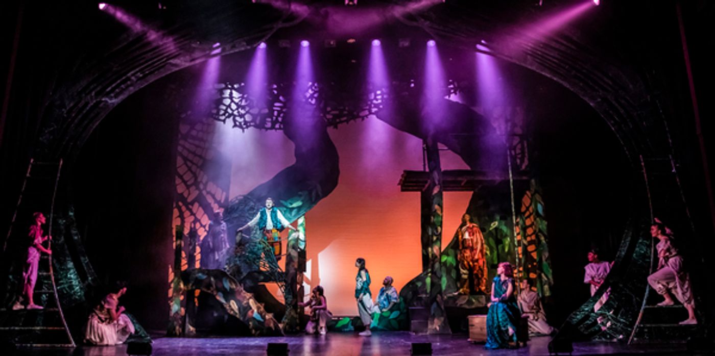 Photos: First Look at CLAUS THE MUSICAL at the Lowry  Image