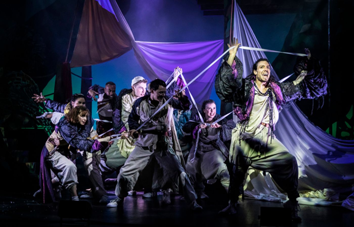 Photos: First Look at CLAUS THE MUSICAL at the Lowry  Image