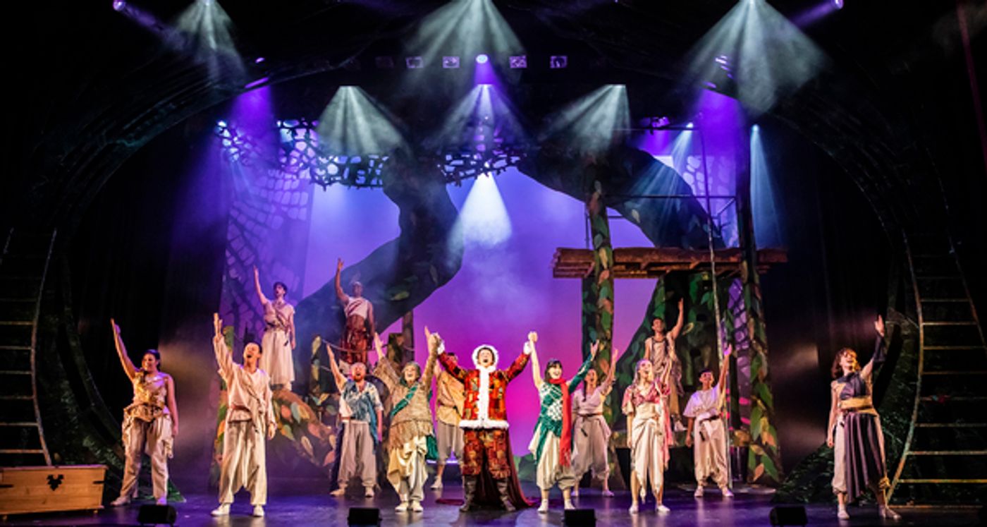 Photos: First Look at CLAUS THE MUSICAL at the Lowry  Image