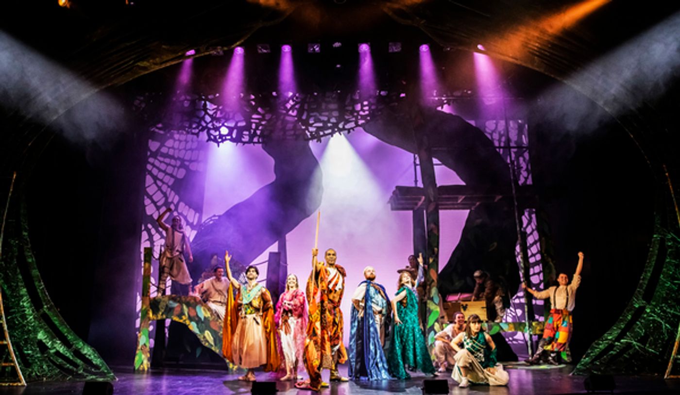 Photos: First Look at CLAUS THE MUSICAL at the Lowry  Image