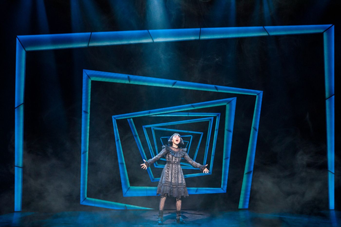 Exclusive: First Look at Justin Collette and the Cast of BEETLEJUICE on Tour  Image