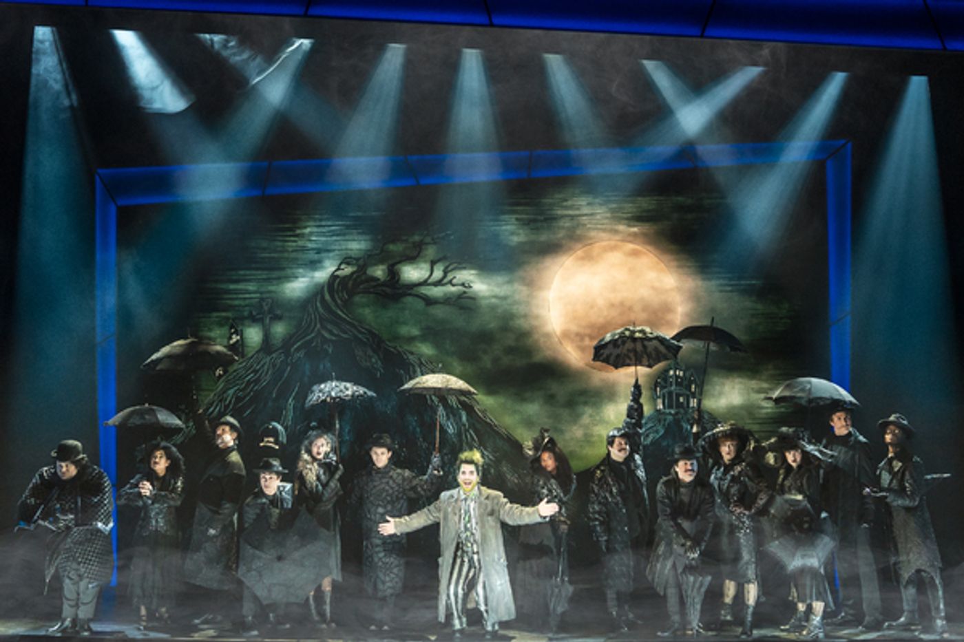 Exclusive: First Look at Justin Collette and the Cast of BEETLEJUICE on Tour  Image