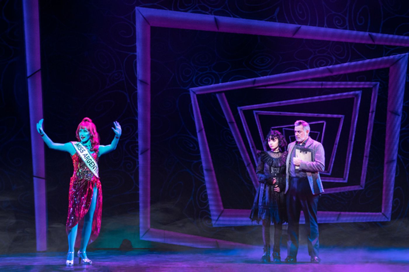 Exclusive: First Look at Justin Collette and the Cast of BEETLEJUICE on Tour  Image
