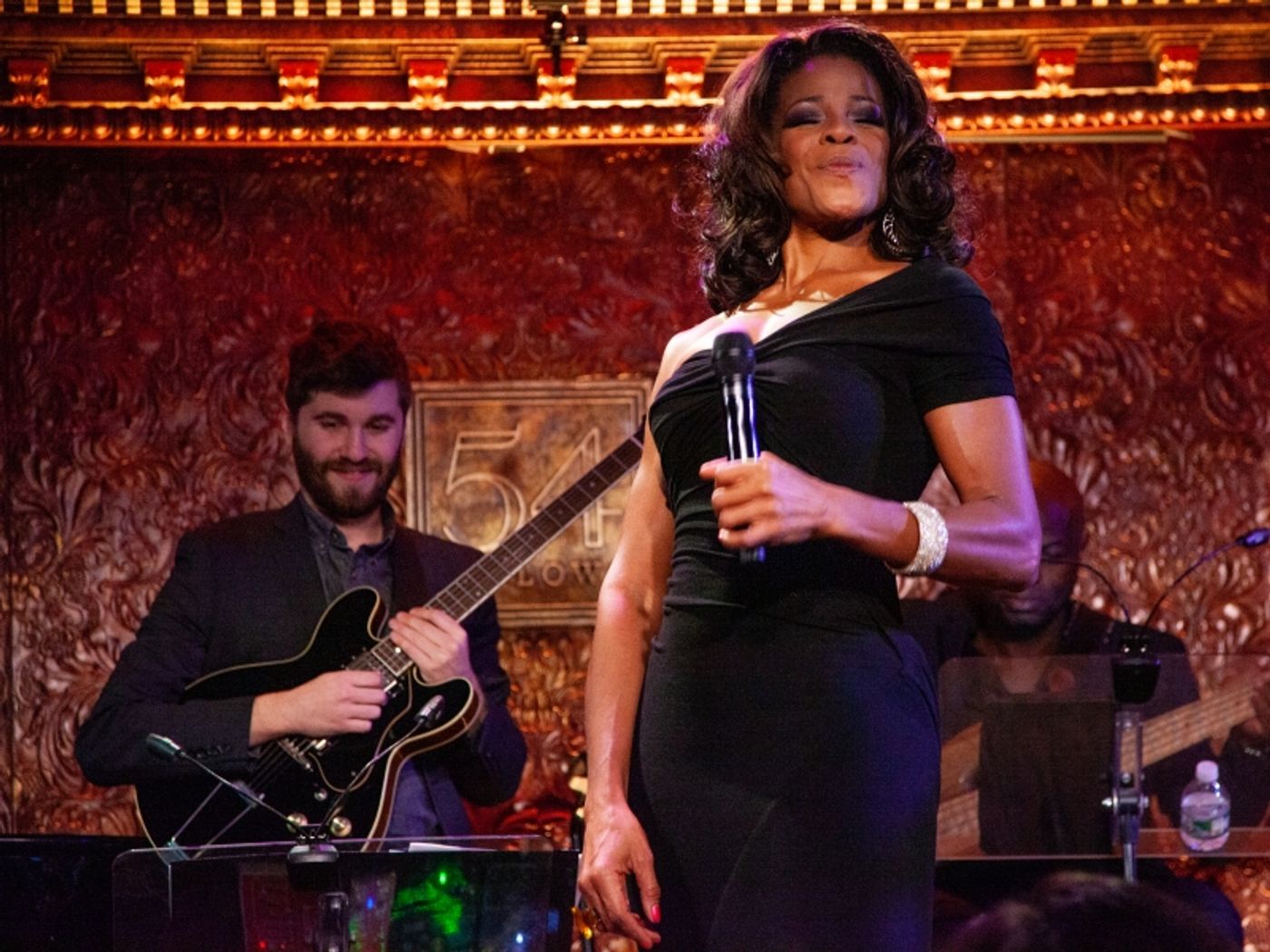 Review: Nicole Henry Brings Warmth And Wonder to 54 Below With WHEN I THINK OF HOME Review: Nicole Henry Brings Warmth And Wonder to 54 Below With WHEN I THINK OF HOME Image