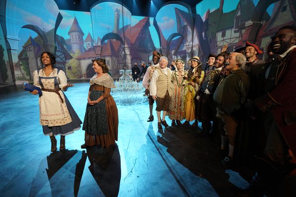 H.E.R., Paige O'Hara, and the Cast of Beauty and the Beast: A 30th Celebration Photo