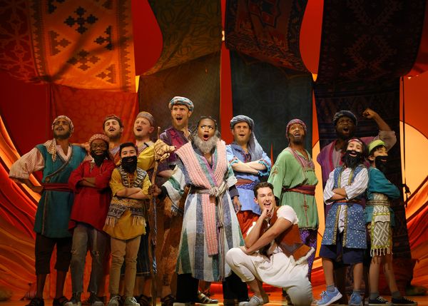 Photos & Video: First Look at JOSEPH AND THE AMAZING TECHNICOLOR DREAMCOAT in Toronto — photo 1 of 8