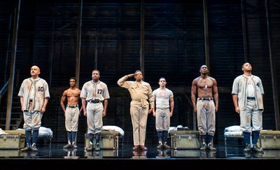 Eugene Lee and the cast  Photo
