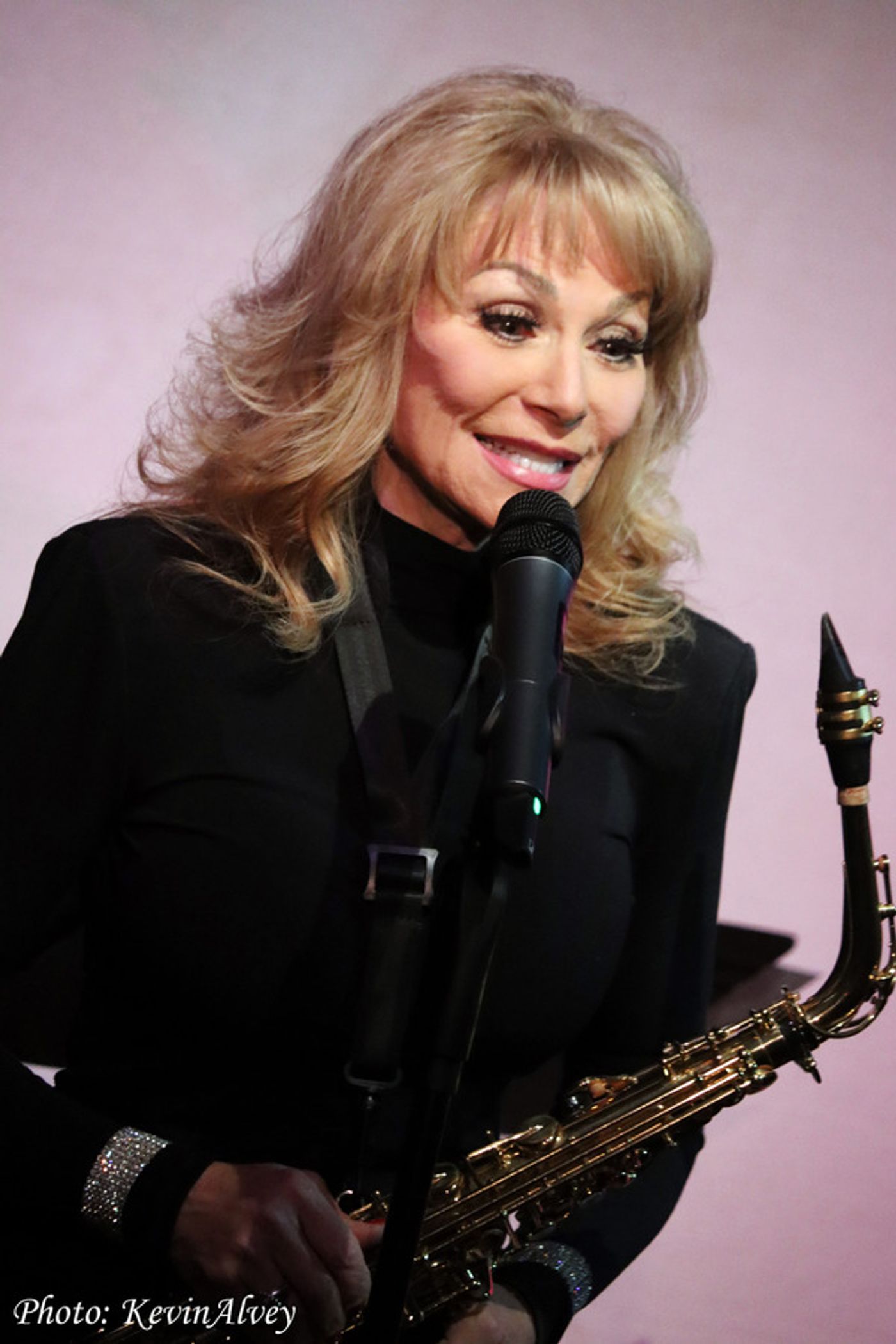 Photos: Susie Clausen brings 'Saxy Susie' to DTM in NYC  Image