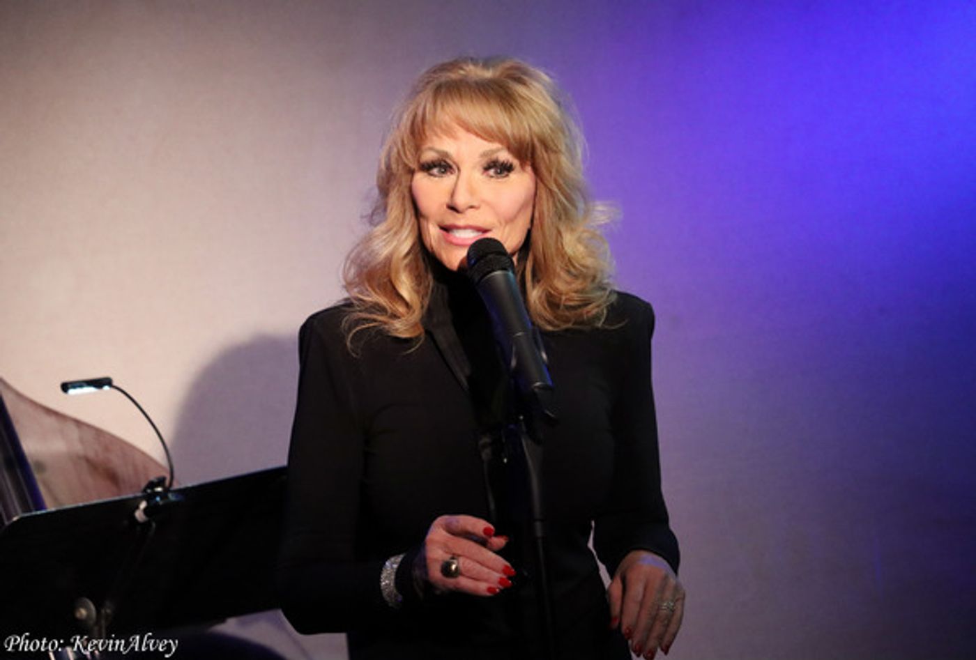 Photos: Susie Clausen brings 'Saxy Susie' to DTM in NYC  Image