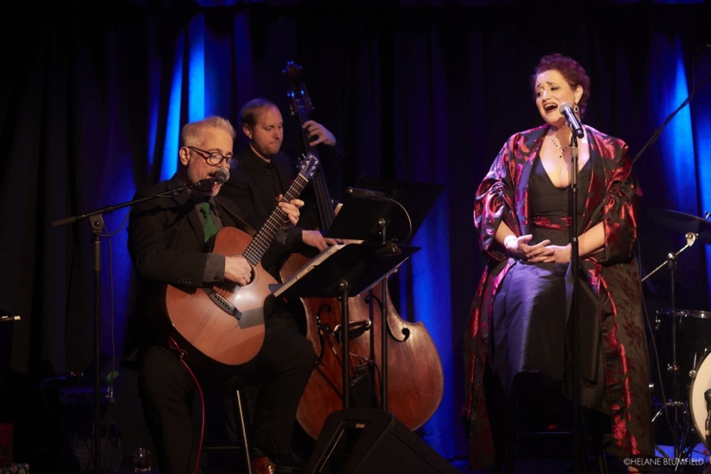 Photos: Regina Zona and Sean Harkness In IT MUST HAVE BEEN THE MISTLETOE at The Triad  Image