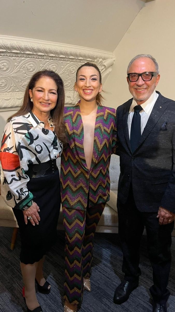 Review: Chilean Artist, FRAN TAPIA as Gloria Fajardo on The 2nd Broadway National Tour of ON YOUR FEET!  Image