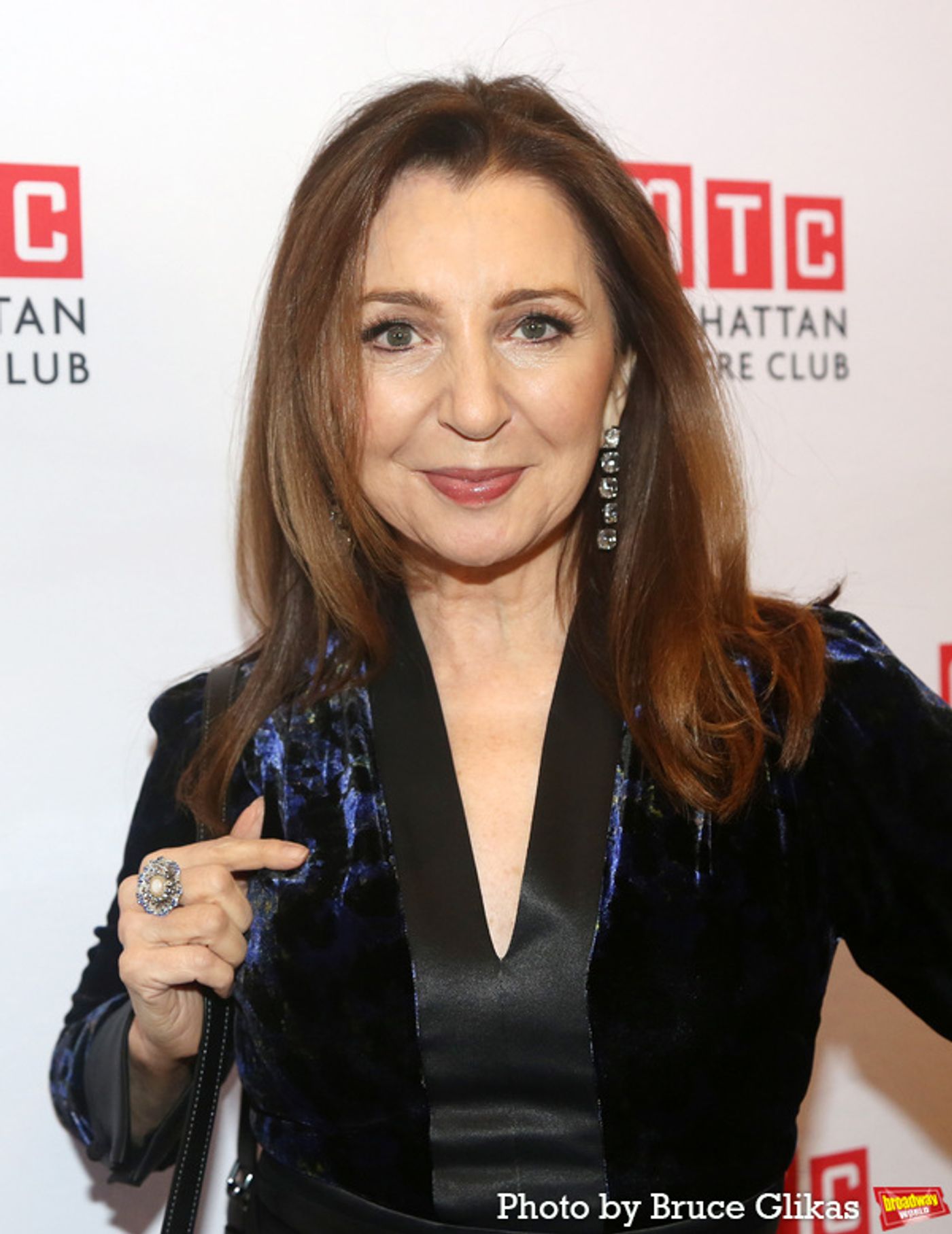 Photos: On the Red Carpet at Opening Night of THE COLLABORATION Ahead of Cancelled Performance  Image