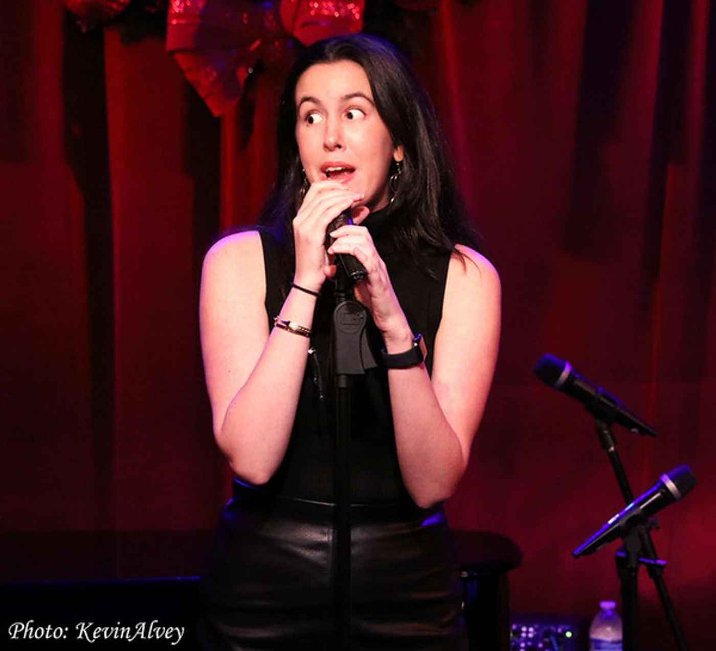 Photos: Jim Caruso's Cast Party is a Holiday Hullabaloo at Birdland  Image