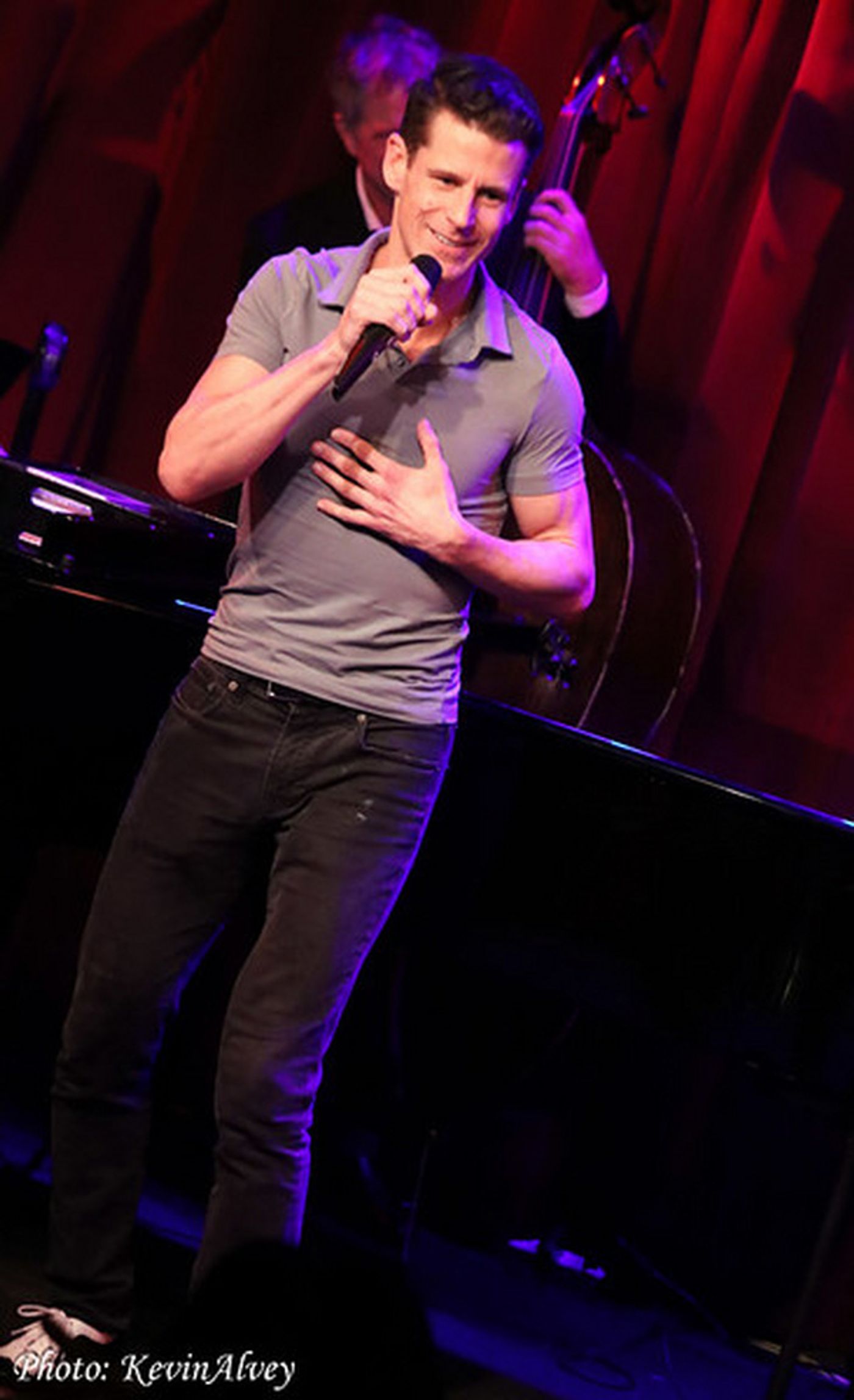 Photos: Jim Caruso's Cast Party is a Holiday Hullabaloo at Birdland  Image