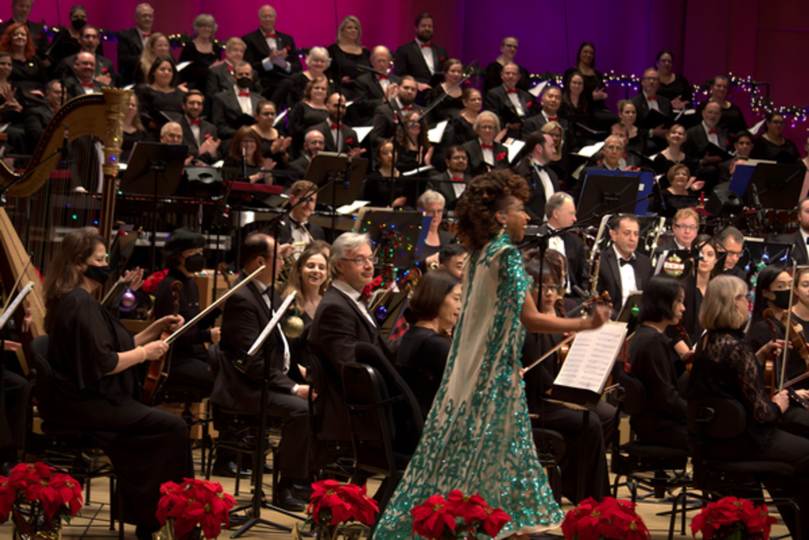 Photos: Broadway & Opera Star N'Kenge Dazzles With Houston Symphony In A VERY MERRY POPS — photo 11 of 17